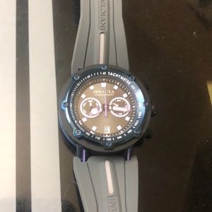 Great watch to have for work and casual day to day , gym hanging out, or movies.